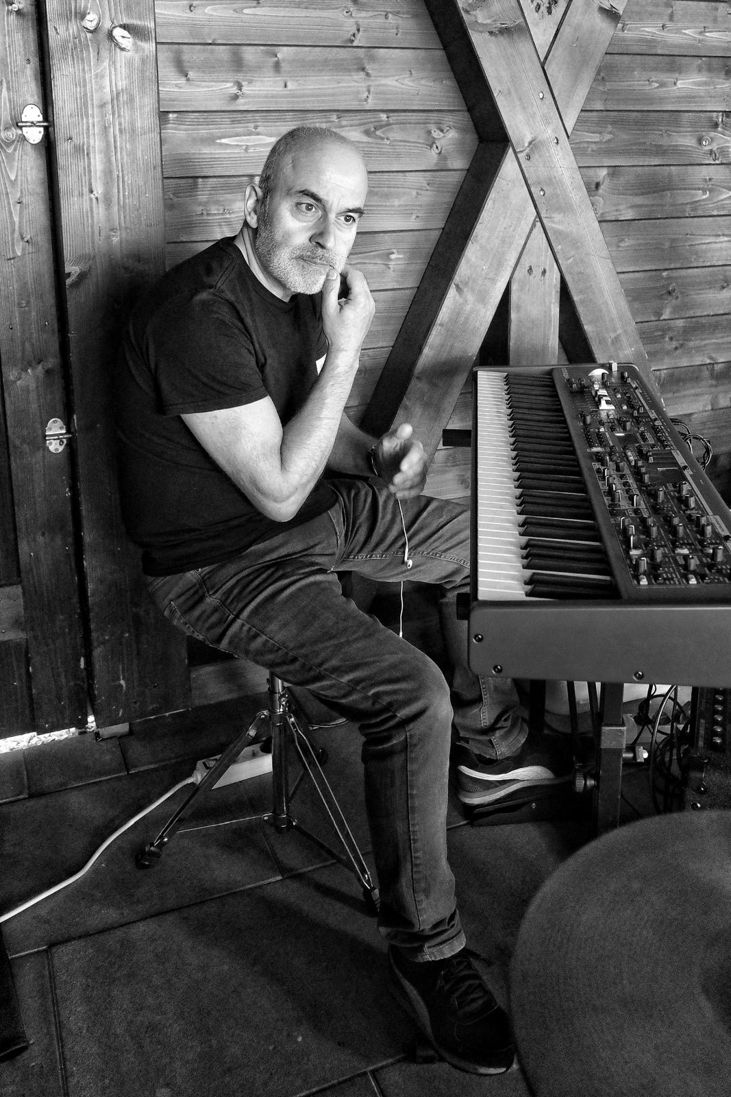 Keyboarder von Human Underground